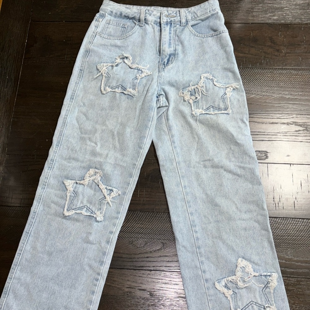 Cider distressed star patch jeans